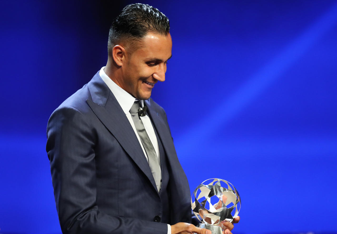 <p>Keylor Navas, portero del Real Madrid, fue nombrado como el mejor de la Champions League 2017-18. Foto: VALERY HACHE/AFP/Getty Images </p>