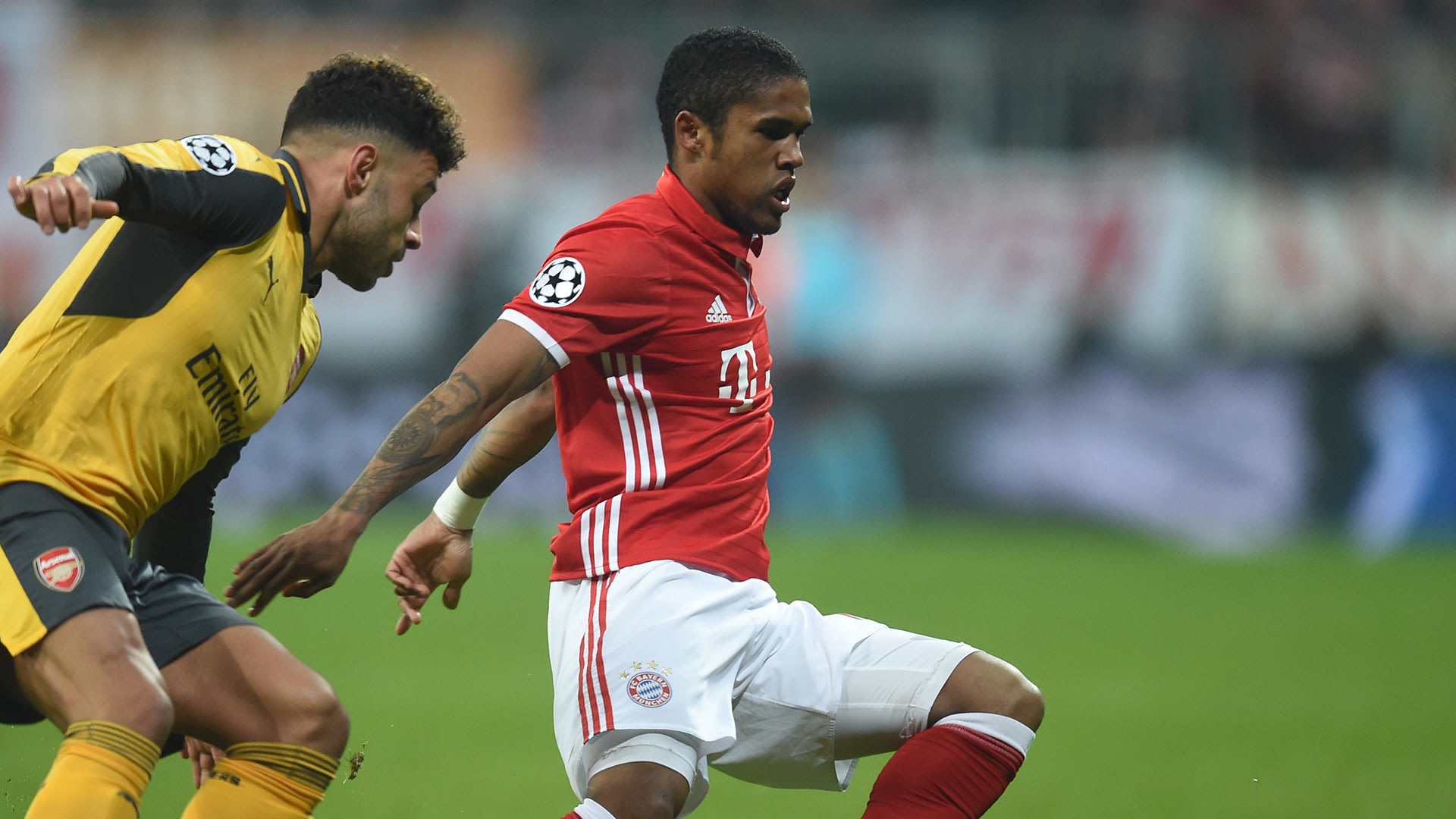 Douglas Costa Bayern Munich Arsenal Champions League R16 15022017