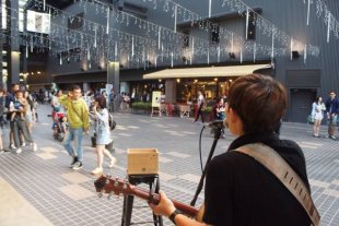 結合餐飲、影城、宴會、書屋、展演廳等生活娛樂與文創的大型商場。（圖片來源／MLD台鋁）