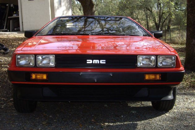 red-delorean-dmc-12-21