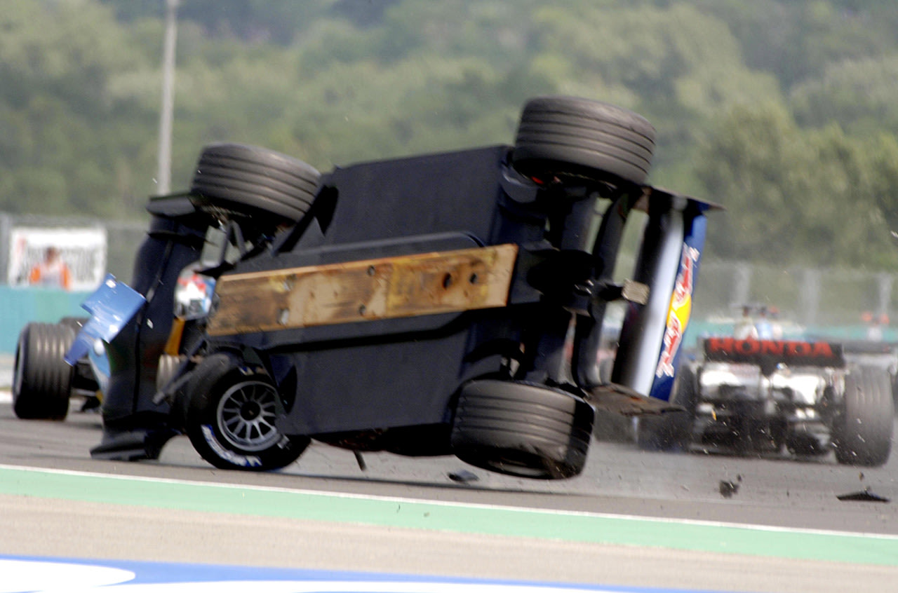 How the planks under F1 cars became firework displays ...