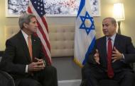 U.S. Secretary of State John Kerry (L) speaks with Israeli Prime Minister Benjamin Netanyahu during a meeting in New York, October 2, 2015. REUTERS/Kena Betancur/Pool