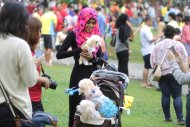 Muslims and non-Muslims animal lovers attend the ‘I wanna to touch a dog’ event in Central Park, Bandar Utama, October 19, 2014. — Picture by Choo Choy May