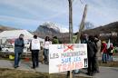 Savoie: une chaîne humaine contre la pollution dans les vallées alpines