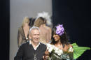 Naomi, Carla, Conchita et Dita pour applaudir Jean-Paul Gaultier