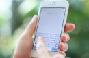 "iMessage" .."" ! shutterstock-2036329