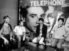 Photo prise le 8 octobre 1984 des membres du groupe Téléphone, Jean-Louis Aubert, Richard Kolinka, Louis Bertignac et Corine Marienneau (g à d) sur le plateau de TF1 à Paris