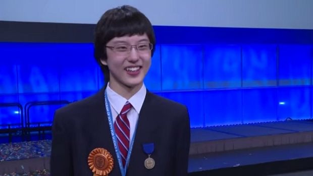 Cancer : un lycéen de 15 ans invente un logiciel de détection des risques de tumeur Nathan-han-a-remporte-le-prix-gordon-e-moore-lors-de-l-intel-international-science-and-engineering-fair-la-plus-grande-competition-scientifique-dediee-aux-projets-de-lyceens_65774_w620