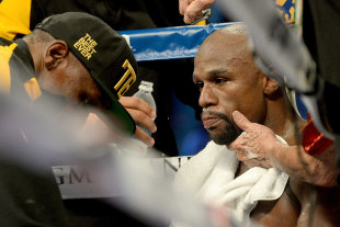 Floyd Mayweather sold 925,000 pay-per-views against Marcos Maidana, a source confirmed to Yahoo Sports.