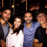 Eduardo Verástegui, Eva Longoria, José Bastón y Alejandro Sanz en Miami (c) Twitter