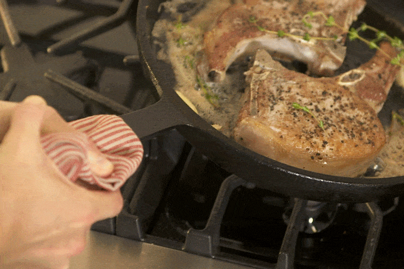Pan-Seared Pork Chops Recipe.