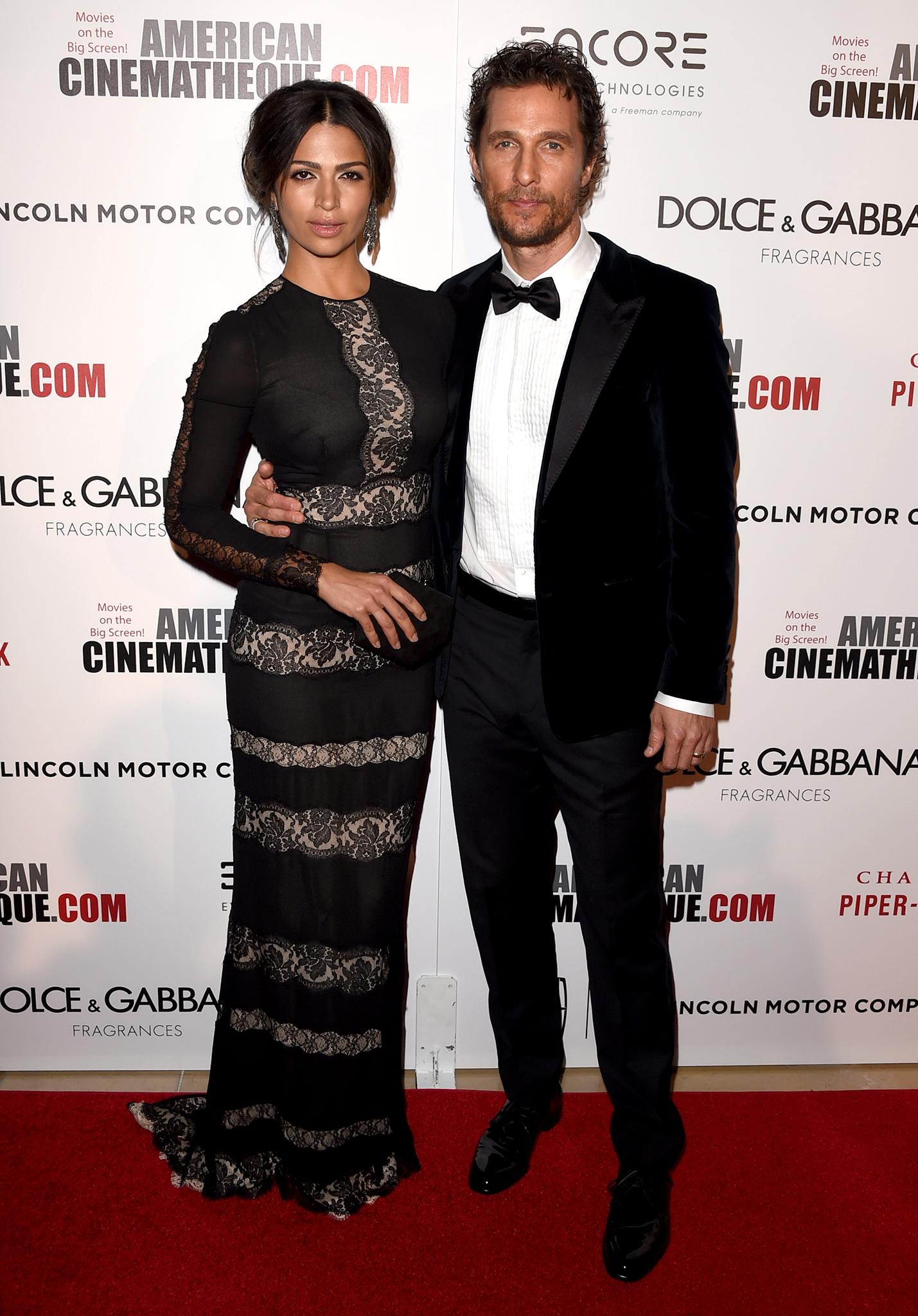 Camila Alves and Matthew McConaughey | Matthew McConaughey's Family and Costars Toast ...