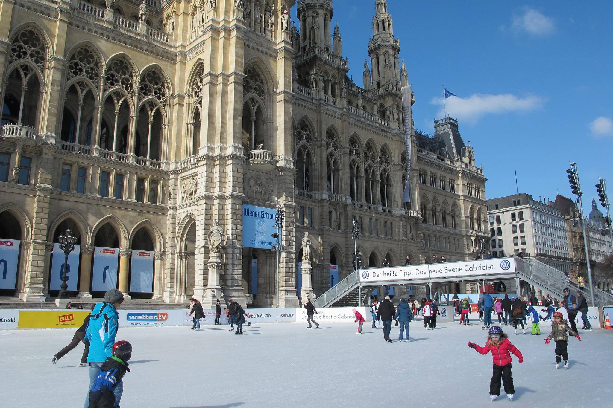 vienna christmas ice skating