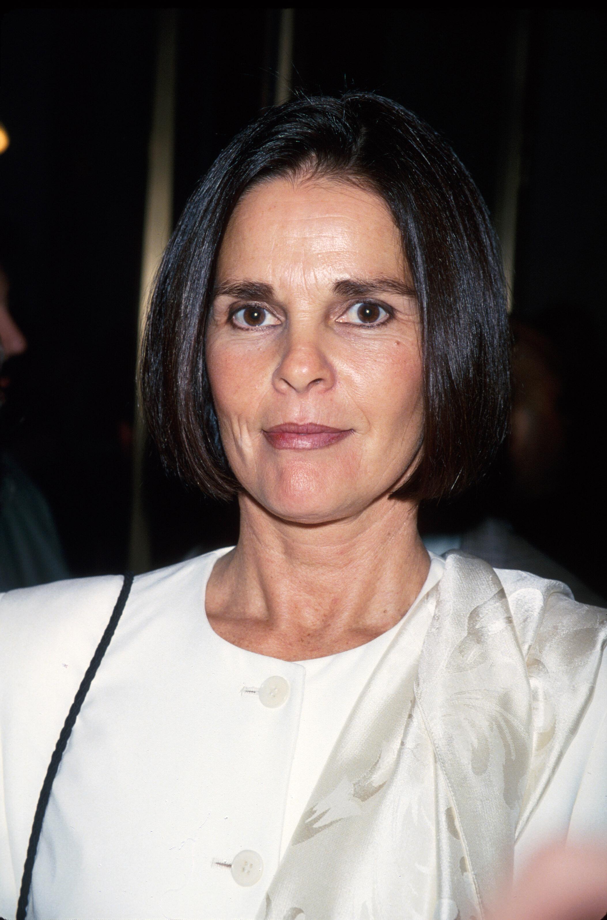 Ali MacGraw In 1994 MacGraw’s Most Iconic Beauty Looks.