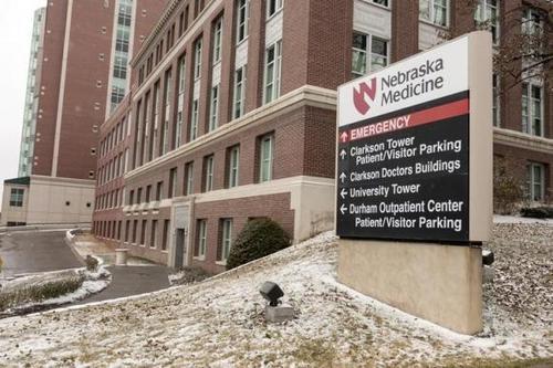 Patient Possibly Exposed To Ebola Due At Nebraska Hospital For Observation