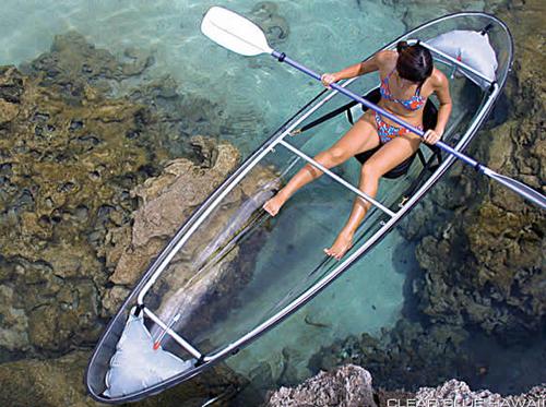 Transparent kayak gives you a new way to enjoy the sea (Photo: Clear 