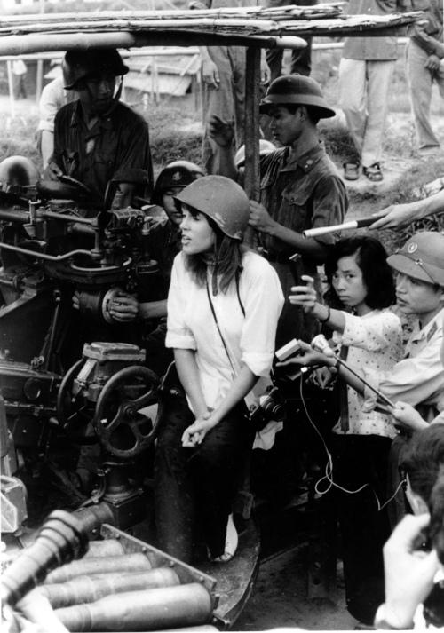 Jane Fonda Regrets Vietnam Photo It Was A Huge Huge Mistake 