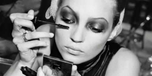 How Kate Moss, Naomi Campbell, And Christy Turlington Doubled As Runway Makeup Artists