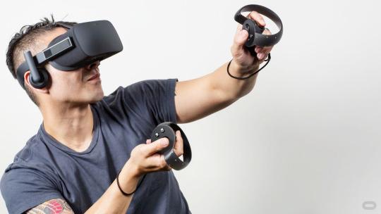 Here’s the Final Version of the Oculus Rift — and Some Insane New Controllers