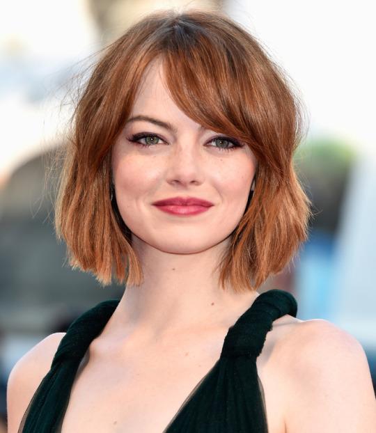 Emma Stone Went Blonde and Got an Asymmetric Bob, and It's Like 2012 All  Over Again — See the Photos