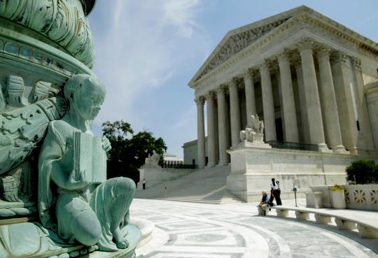 3 worst supreme court decisions