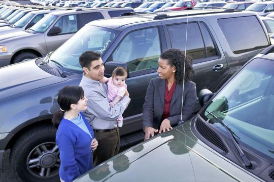 First-Time Buyers: 5 Tips for Buying Your First Family Car