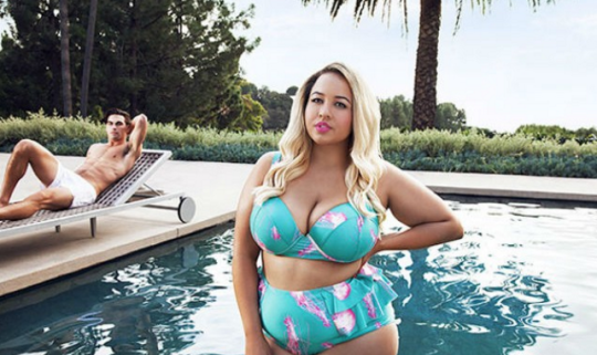 This PlusSize Blogger Has A Goal Thats Bigger Than Lo