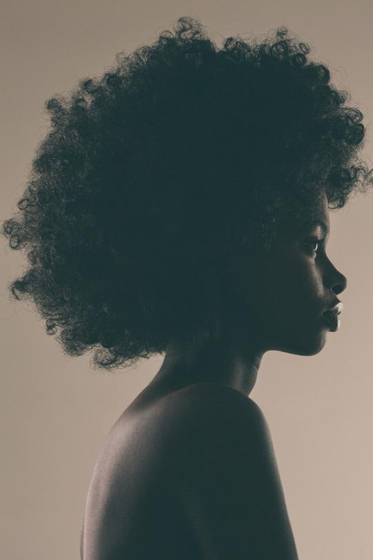 11,000+ Black Women Hair Dye Stock Photos, Pictures & Royalty-Free Images -  iStock