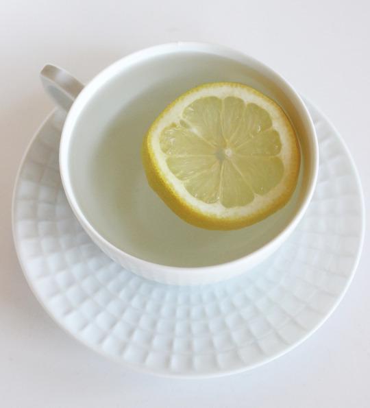 4 Surprising Reasons to Drink Hot Water With Lemon Every Morning