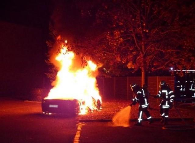 Spoiled Son Sets Fire To Gifted Ferrari In Order To Upgrade To New Model