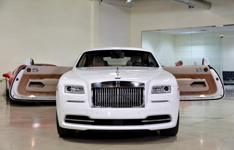 Boxing: Floyd Mayweather Jr.: His latest 180,000 dollar luxury spend for  his Rolls Royce