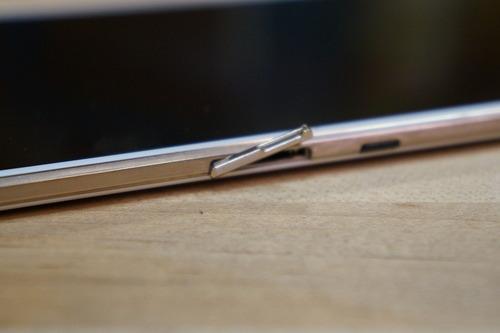 Galaxy Tab S's microSD slot