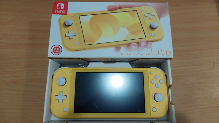 中古主機 NS SWITCH LITE主機 黑色 藍綠色 黃色 珊瑚紅 劍盾版 珍珠鑽石版 欲購內詳