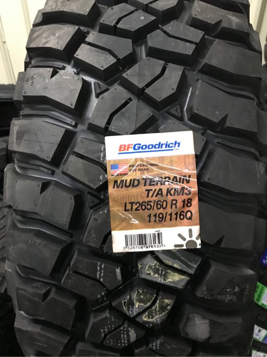 BFGoodrich百路馳 265/60/18-ALL- MUD TERRAIN T/A KM3 越野專用胎