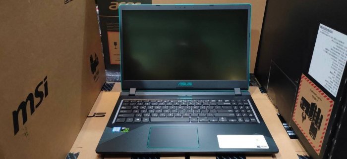 清倉【ASUS】華碩 X560UD-0091B8250 (i5-8250U/4G/256SSD/GTX1050)拆封新品