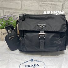 《真愛名牌精品》Prada 1BD994 輕尼龍 黑色 單釦斜背包 附小包 **全新品**