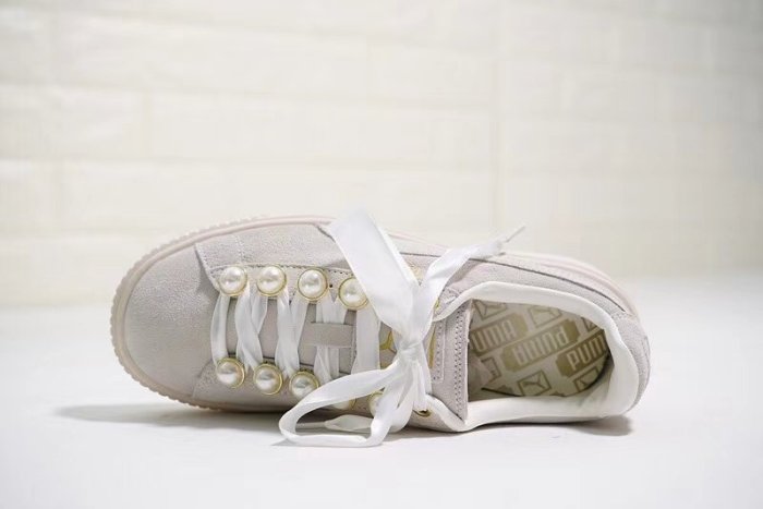 Puma basket platform metallic珍珠絲帶厚底松糕休閑板鞋“米白珍珠”366688-02