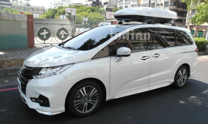 大高雄 高雄 新中古 中古 二手 2手 車頂架 行李箱 自行車架 腳踏車架 自行架 中古行李箱 橫桿 車架 中古行李架