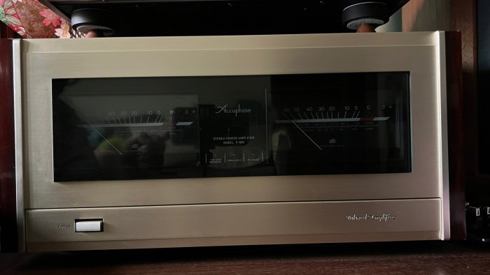 Accuphase P-800 擴大機