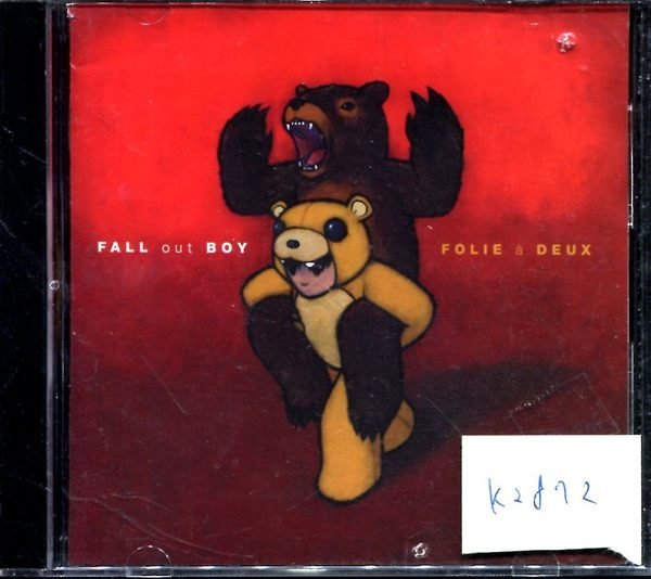 *真音樂* FALL OUT BOY / FOLIE A 二手 K2872 (封面底破.CD有缺口不影響讀取)  (清倉.下標賣4)