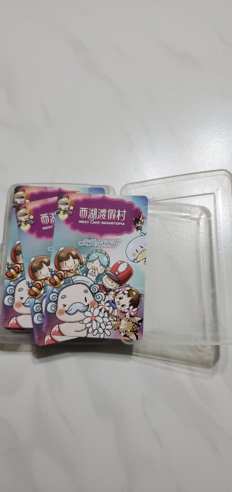 全新  285G撲克牌專用紙  西湖渡假村  特製撲克牌  每張撲克牌都是不同Q版娃娃 玩偶  寵物