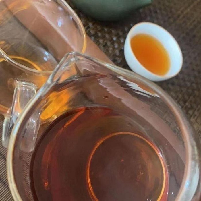 云南90年代鴻泰昌普洱茶經典正宗陳年傳統老茶400克七子茶餅批發