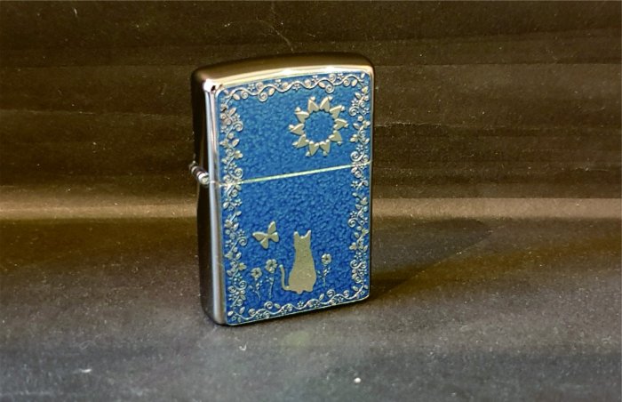 ONE*$1~日系 ZIPPO*兩面加工《蝴蝶*太陽*貓 》平底金屬水藍漆板*精確蝕刻*3色一起賣