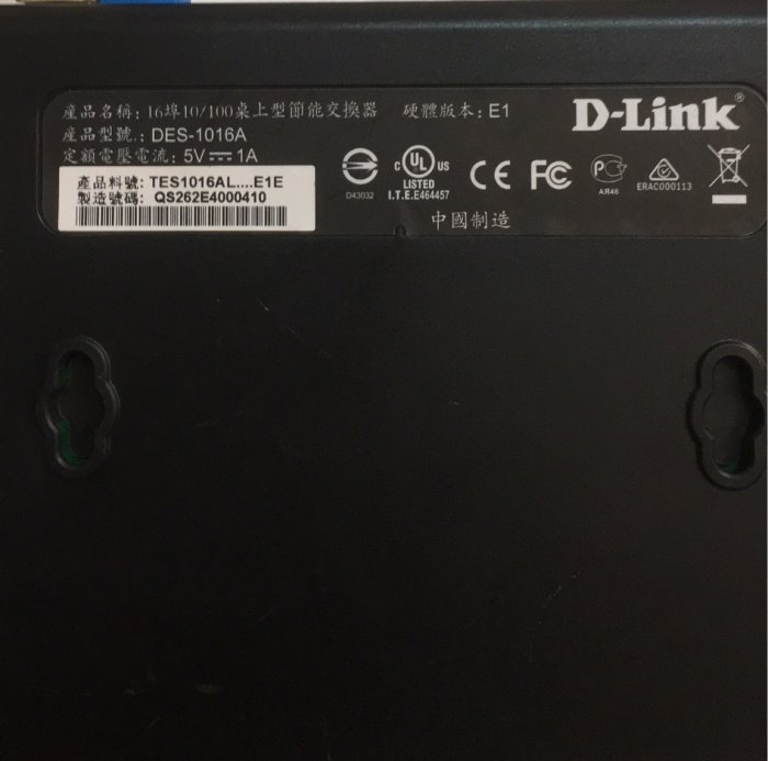 【尚典3C】D-Link DES-1016A 16埠 10100Mbps 靜音節電 乙太網路交換器switch hub