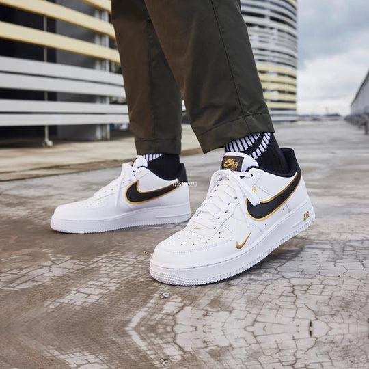 Nike Air Force 1 Low '07 LV8 白黑金雙鉤滑板鞋男女款DA8481-100