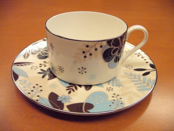 日本製 NARUMI(鳴海)  Floral Paradies系列骨瓷杯組（米色） 1客/2pcs