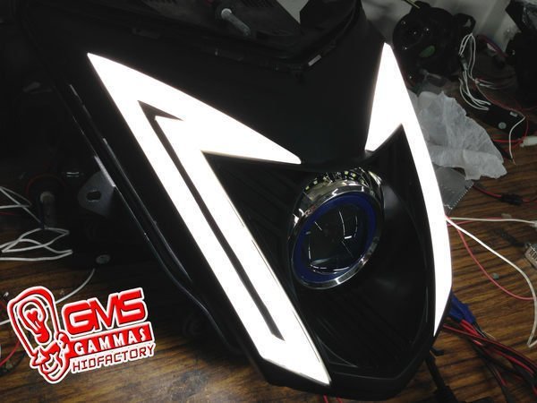 GAMMAS-HID台中廠  新勁戰 GMS M3 三代 認證 合法 魚眼 大燈 日行燈 LED DRL 驗車　(非 小嘉 A3 )