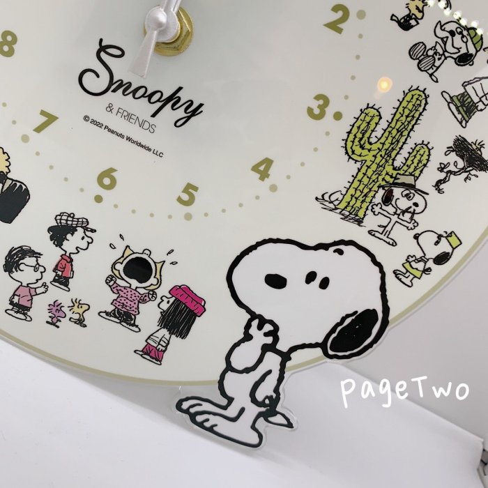 沛吉兔日貨館。日本直送 現貨在台 SNOOPY 全明星 史努比 查理布朗 糊塗塔克 歐拉夫 史奴比 牆壁 時鐘 掛鐘