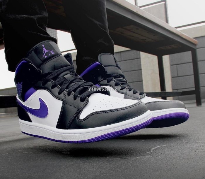 代購】Nike Air Jordan 1 Mid White Black Purple 白黑紫男款554724