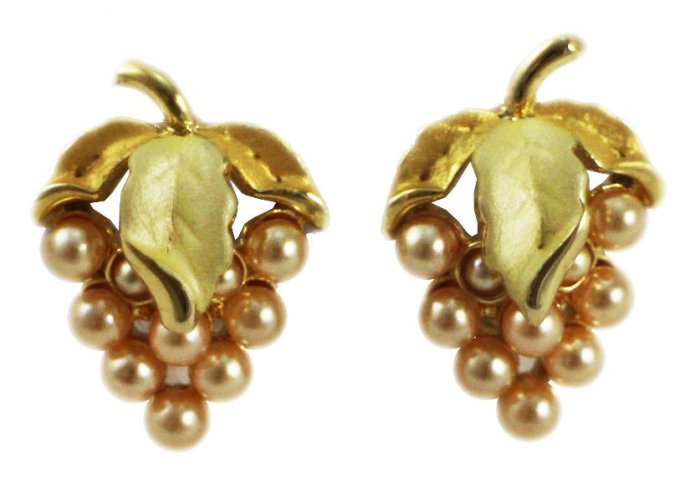 【卡漫迷】 金色 葡萄 耳夾 庫一 ㊣版 飾品 粉珠 耳環 首飾 配件 免穿洞